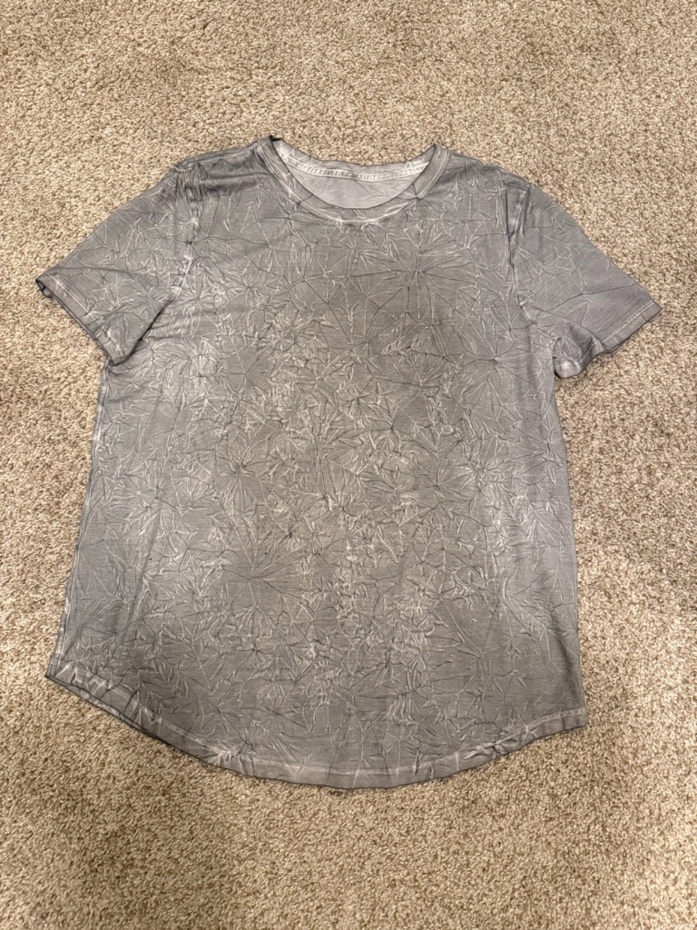 Lululemon women’s love Crewneck tshirt size 8
